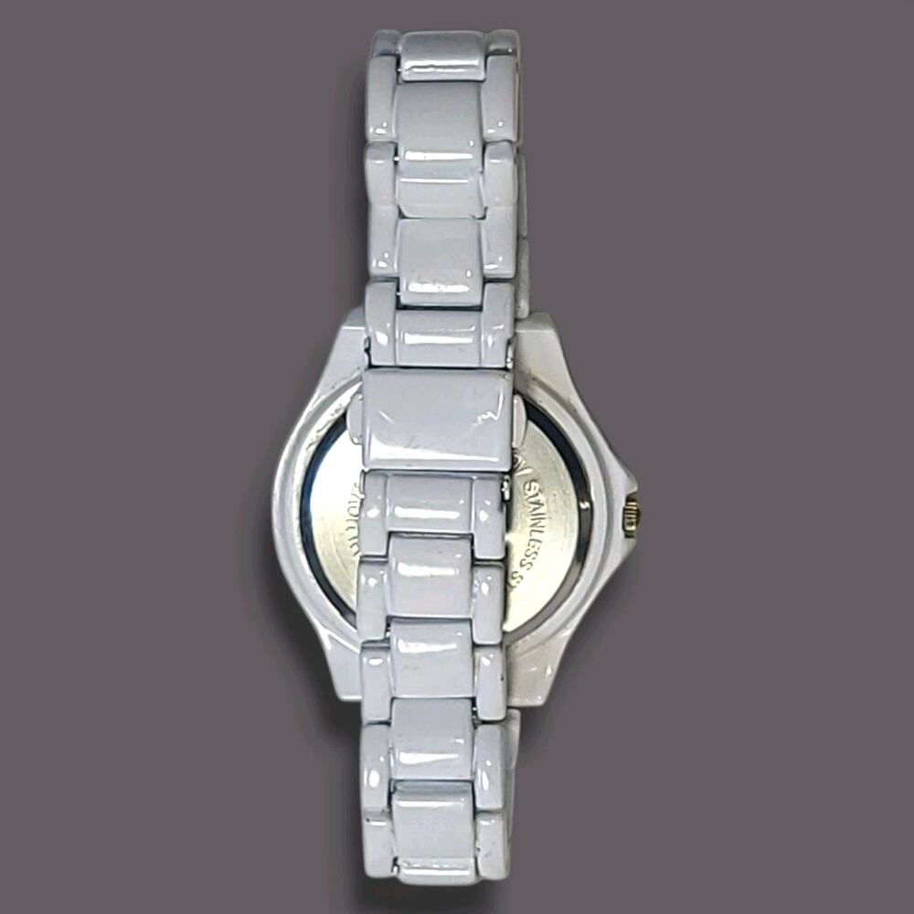 XOXO Women's White & Gold Tone Chronograph Wrist Watch XO5287 New Battery - Picture 5 of 8